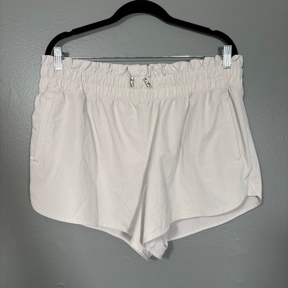 FLX Athletic Gym Shorts Light Gray Elastic Waist Athleisure - Women's size XL